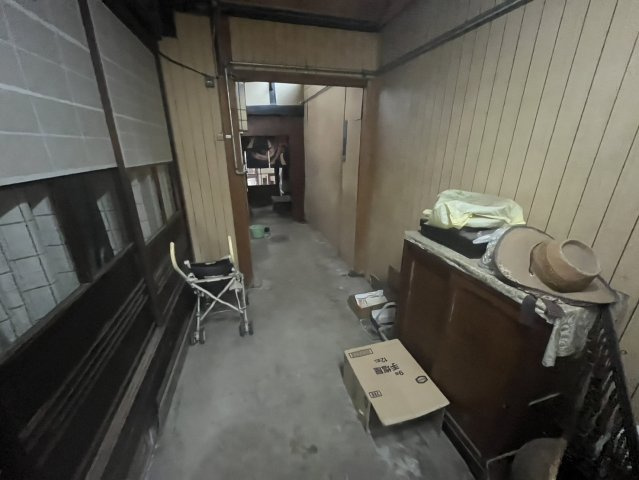 萩原の内装