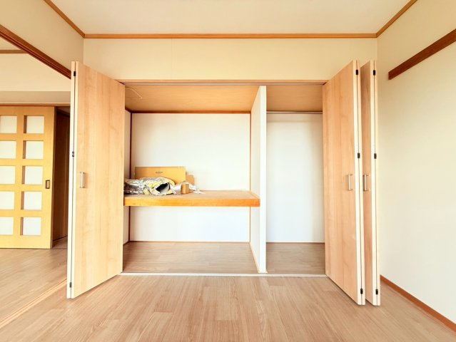 県営伊川谷第2高層住宅2号棟の収納