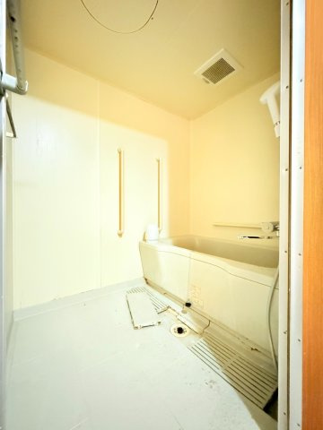 県営伊川谷第2高層住宅2号棟の浴室