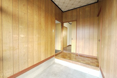 富田戸建2の玄関|※写真は別の部屋のものです。