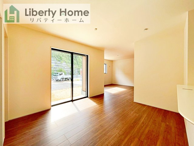 小美玉市小川第1　新築戸建　1号棟の居間・リビング