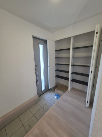 【玄関】 | 深谷市武蔵野第２　 | ３号棟現地玄関（2025年09月08日）撮影