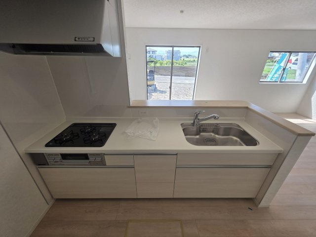 【キッチン】 | 深谷市武蔵野第２　 | ３号棟現地キッチン（2025年09月08日）撮影