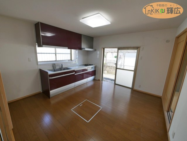 【居間・リビング】 | 加古川市尾上町長田　中古戸建