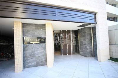 【エントランス】 | グレースリバー中之島 | 建物の内部です