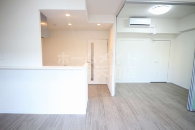 【居間・リビング】 | グレースリバー中之島 | 使いやすいリビングです