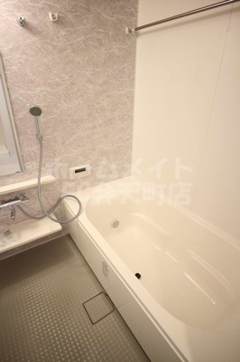 【浴室】 | グレースリバー中之島 | 日々の疲れを癒すお風呂付です