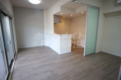 【居間・リビング】 | グレースリバー中之島 | 使いやすい居間です