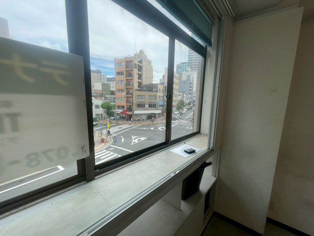 【バルコニー】