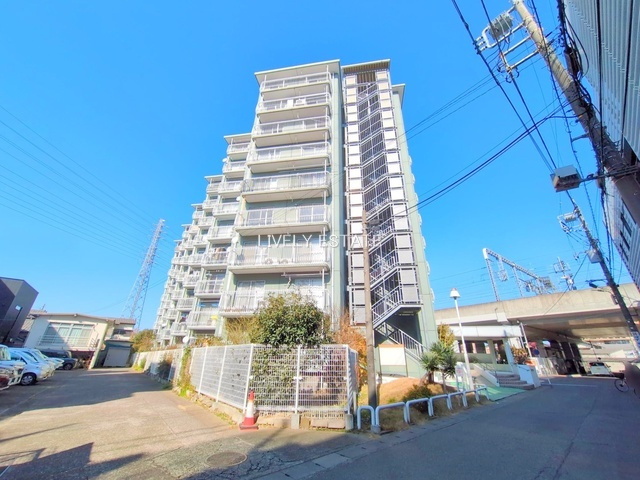 東武越谷サンライトマンションの外観