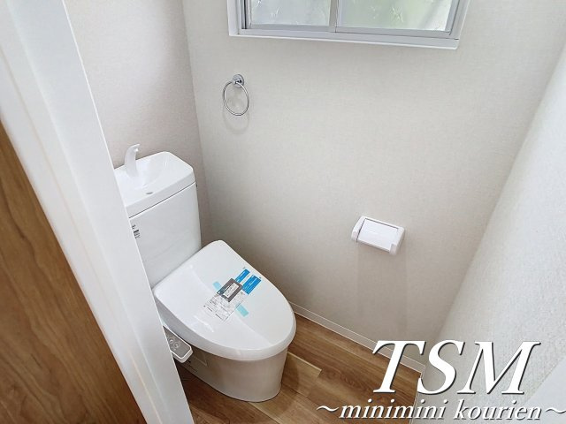 香里新町一戸建貸家のトイレ