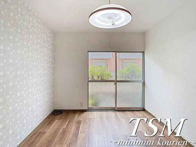 香里新町一戸建貸家の洋室