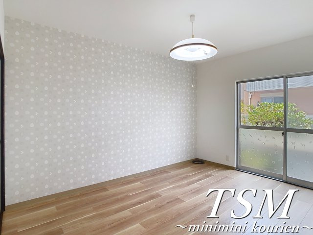 香里新町一戸建貸家の洋室