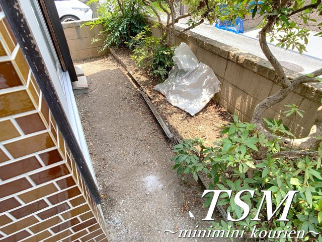 香里新町一戸建貸家の庭
