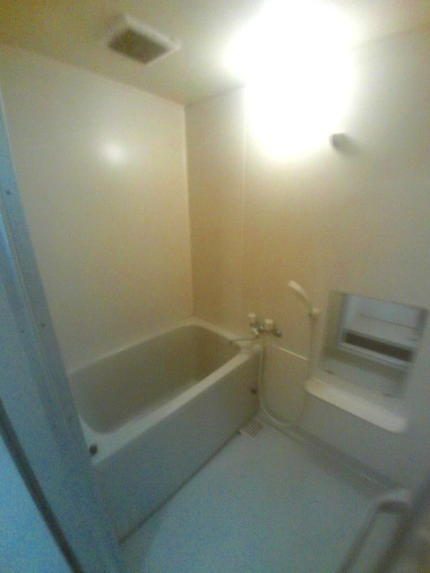 プラザ朝霧の浴室