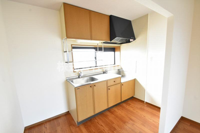 【キッチン】 | ニューリバーサイド八尾南B