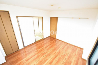 【洋室】 | ニューリバーサイド八尾南B