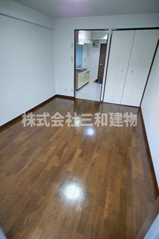 コーポ市川の内装|同間取り別室の参考写真です