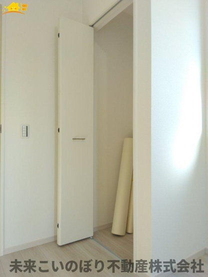 【収納】 | LIGARE久喜市本町10期2号棟 | 各居室には十分な収納スペースを確保。お部屋全体を広々と使うことができます。