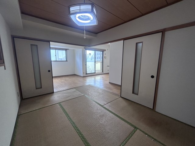 ル・シャトーサンツリーの和室