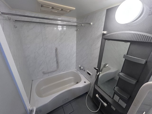 ル・シャトーサンツリーの浴室