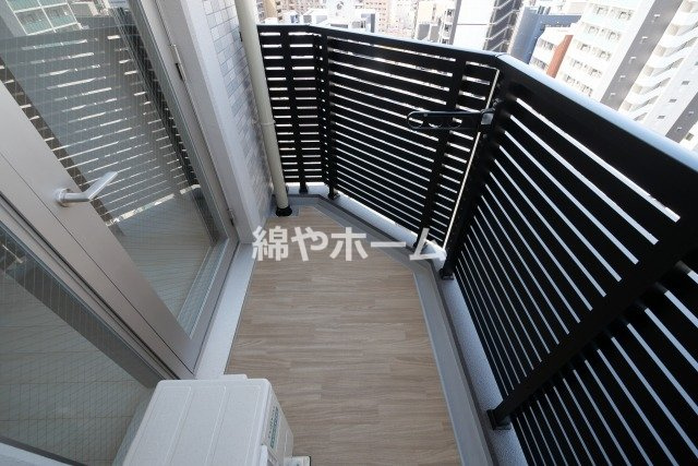 エスリード難波ザ・ブライトのバルコニー|落ち着いた時間を過ごせるバルコニーです