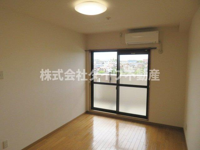 グランデュールの洋室|南側洋室