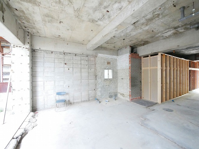 ハウスナカタニの内装