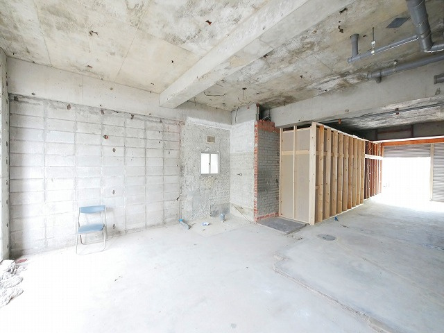 ハウスナカタニの内装