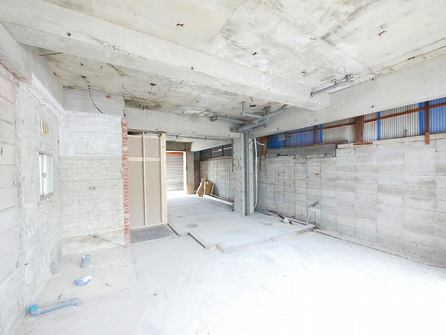 ハウスナカタニの内装