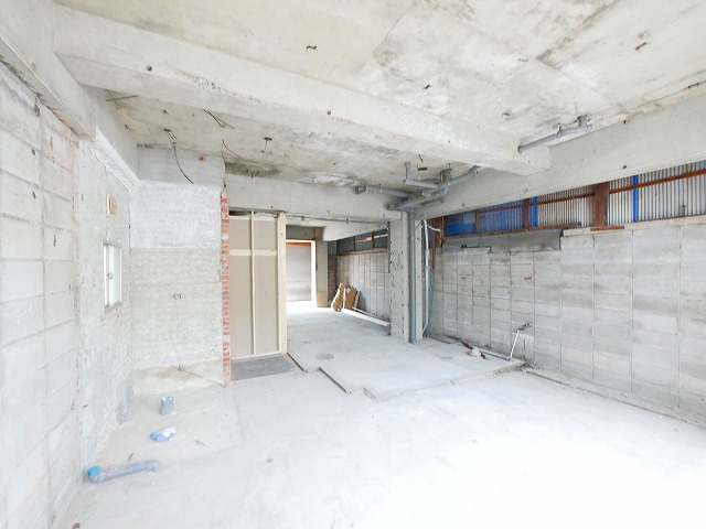 ハウスナカタニの内装