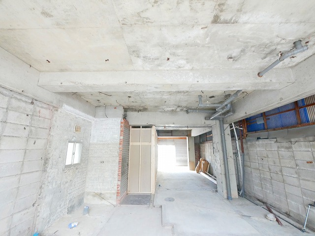 ハウスナカタニの内装