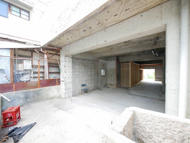 ハウスナカタニの内装