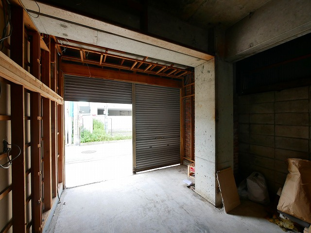 ハウスナカタニの内装