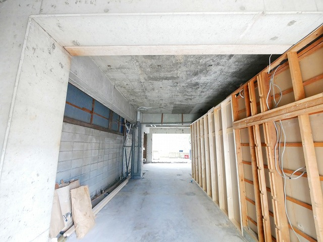 ハウスナカタニの内装