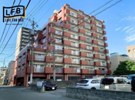 エメラルドマンション新町の画像