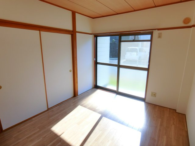 メゾンブライトＡの洋室