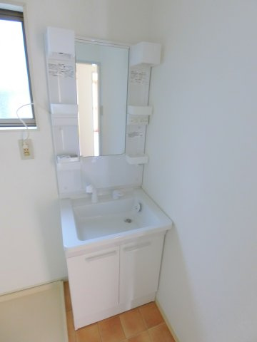 メゾンブライトＡの独立洗面台