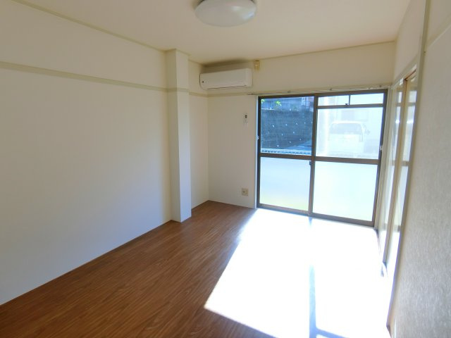 メゾンブライトＡの洋室