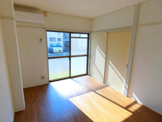 メゾンブライトＡの洋室