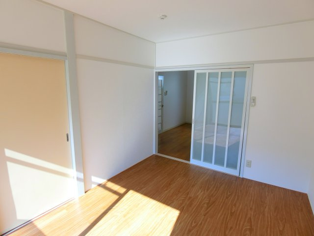 メゾンブライトＡの洋室