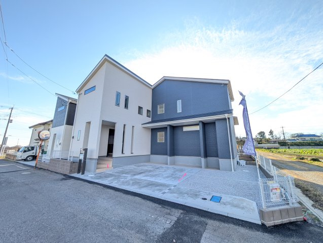 【間取り】 | フォーセール高崎市第1冷水町ー① | 建坪ゆとりの38.9坪！ゆったりとした21.88帖リビング！
全居室6帖以上＋モダンな洋室仕様の間取り！
浴室には16型TV付き！