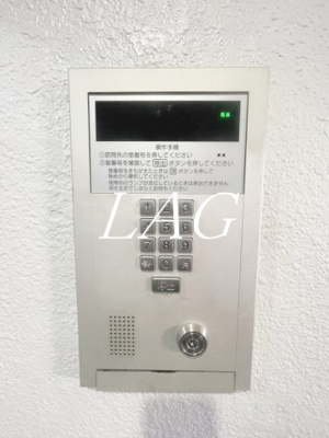 【その他共用部分】 | ハイシティ南青山 | オートロック付きです。