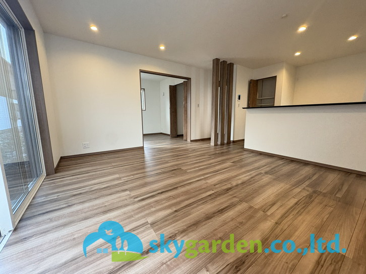 藤沢市高倉8期　新築戸建　全8棟8号棟の居間・リビング