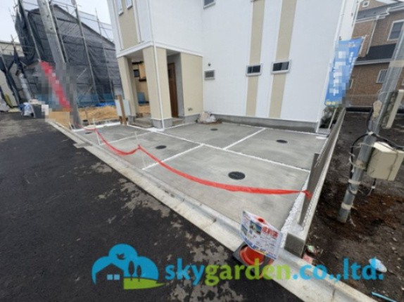 藤沢市高倉8期　新築戸建　全8棟8号棟の駐車場|駐車場があるので、車を買う予定の方も安心です