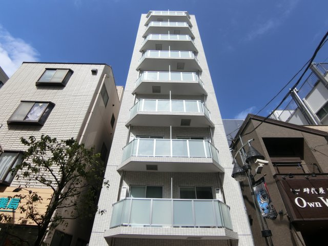 AZEST武蔵小杉の外観