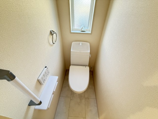 Livele Garden.S堺北区東上野芝町5期　2号棟のトイレ