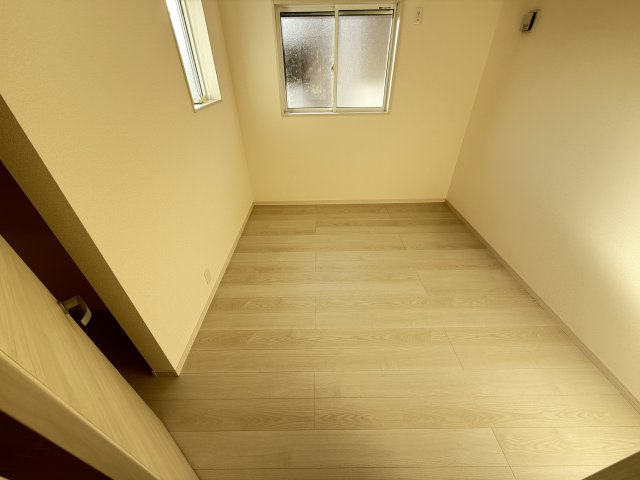 Livele Garden.S堺北区東上野芝町5期　2号棟の洋室