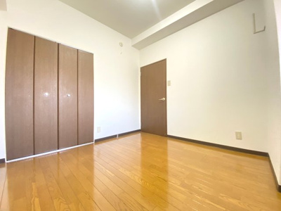 【洋室】 | ヴィオラ千里