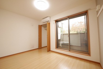 【寝室】 | プレミア新習志野